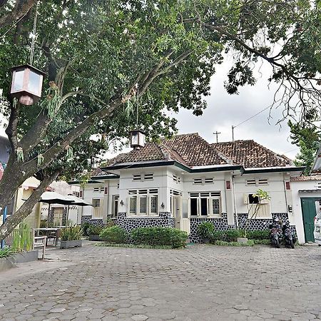 Zen Rooms Panembahan Kraton 요그야카르타 외부 사진