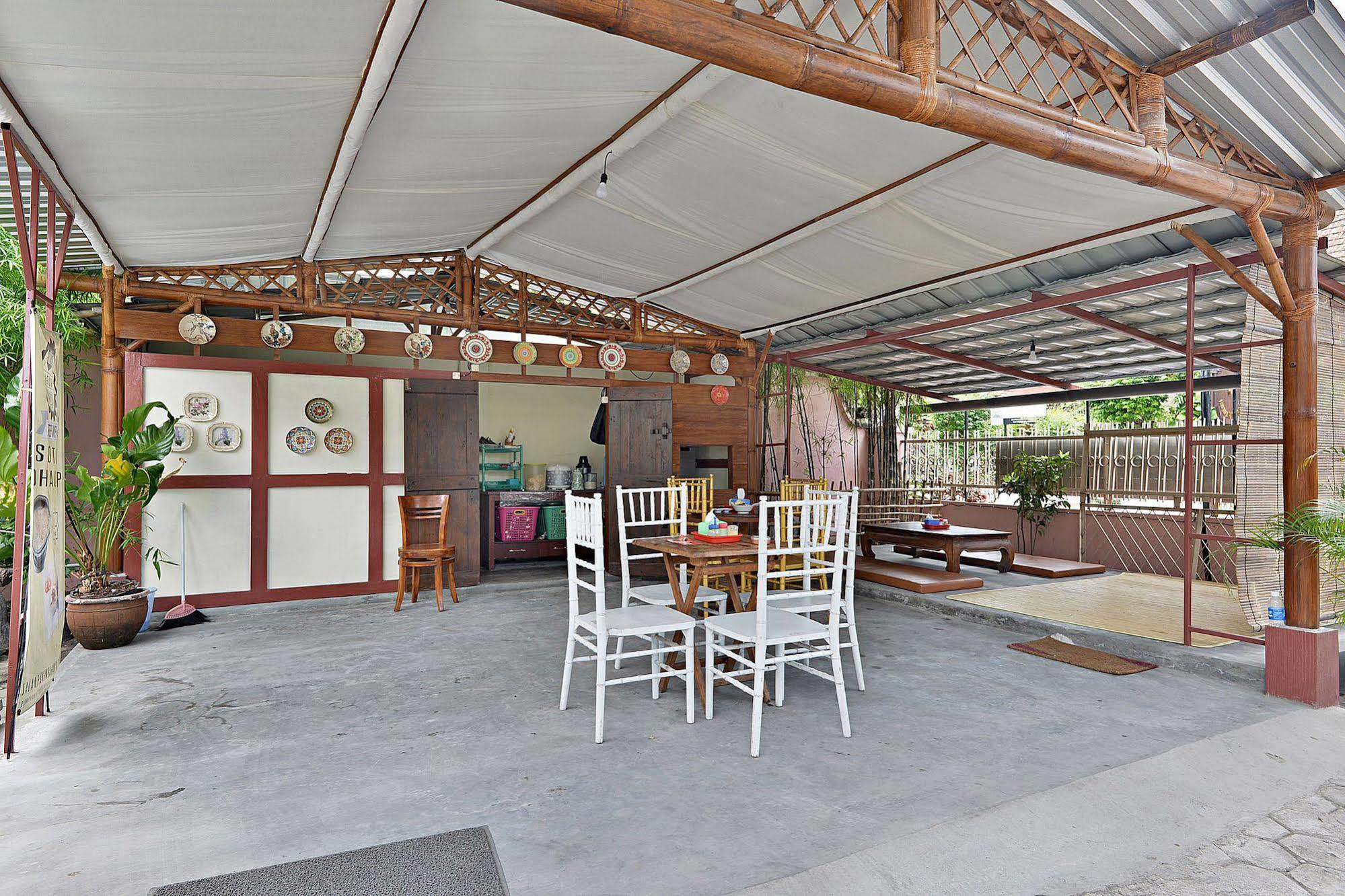 Zen Rooms Panembahan Kraton 요그야카르타 외부 사진